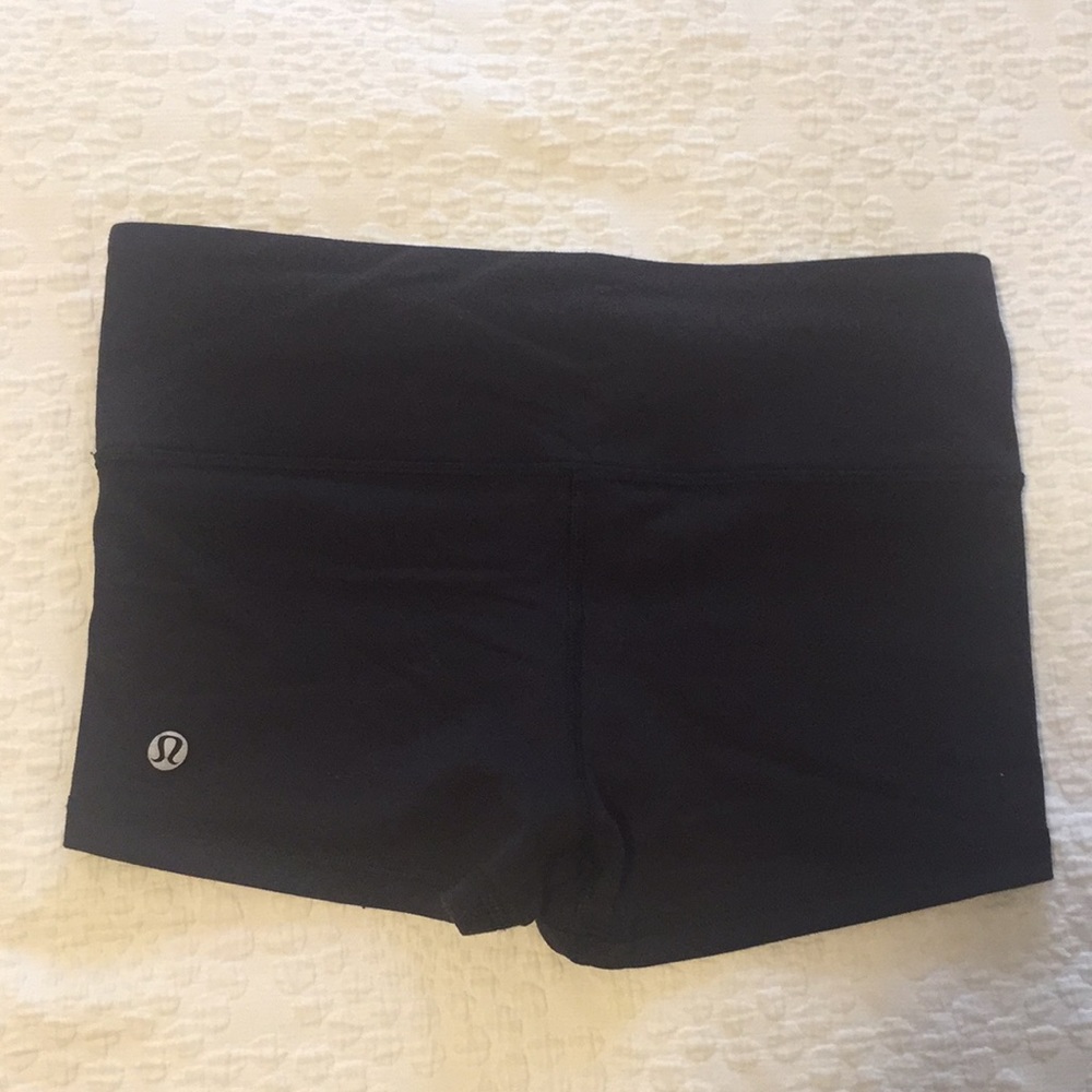 Lululemon Wunder Short 2"